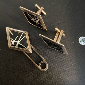 Vintage Cuff Links/Matching Loop Tie Pin/Extra Tie Pin Included